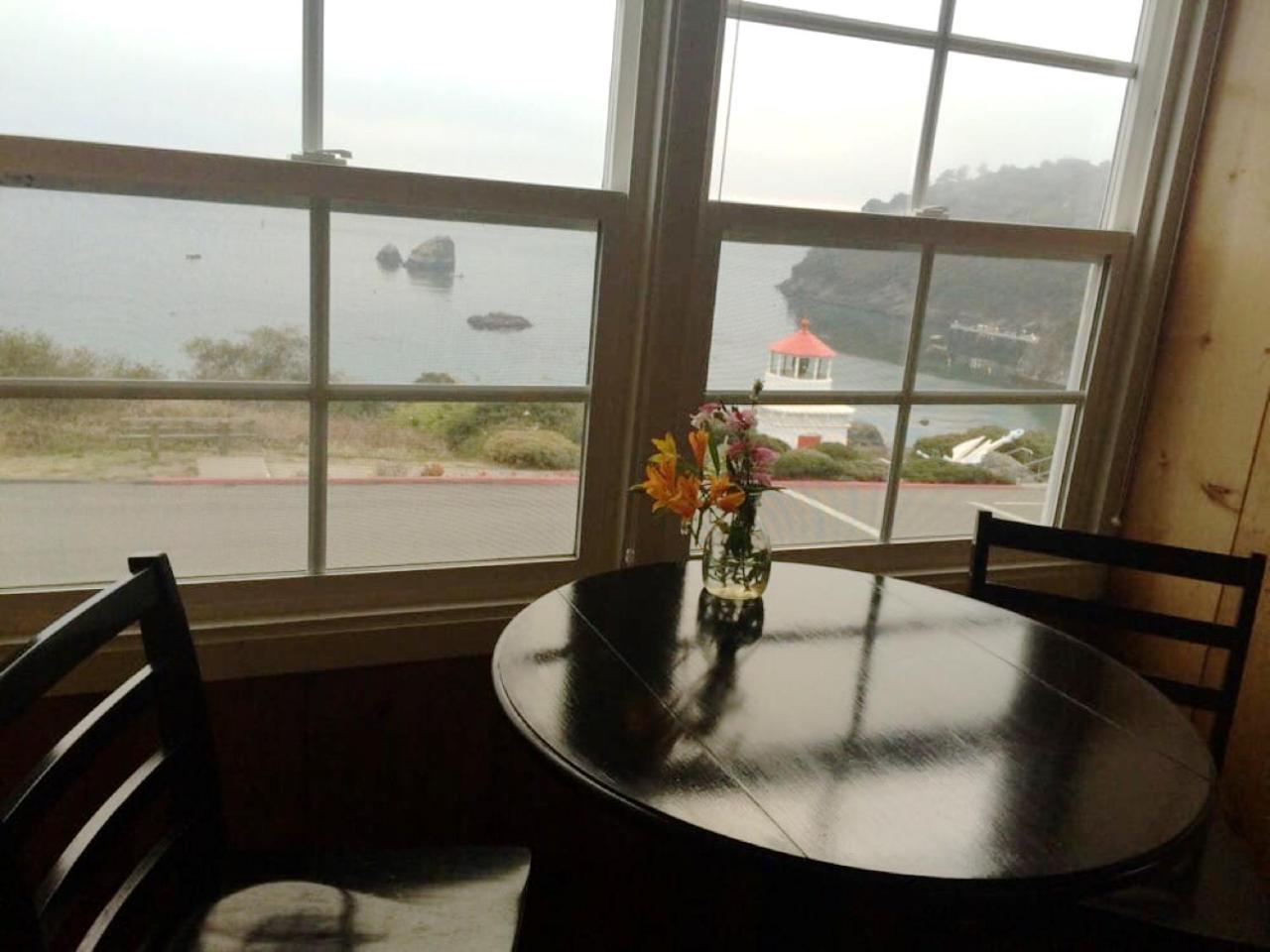 Trinidad Bay Bed And Breakfast Hotel Room photo